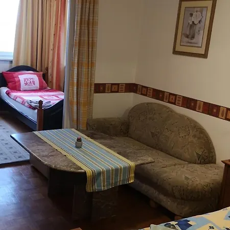 Vermietung Gisl Vendégház *